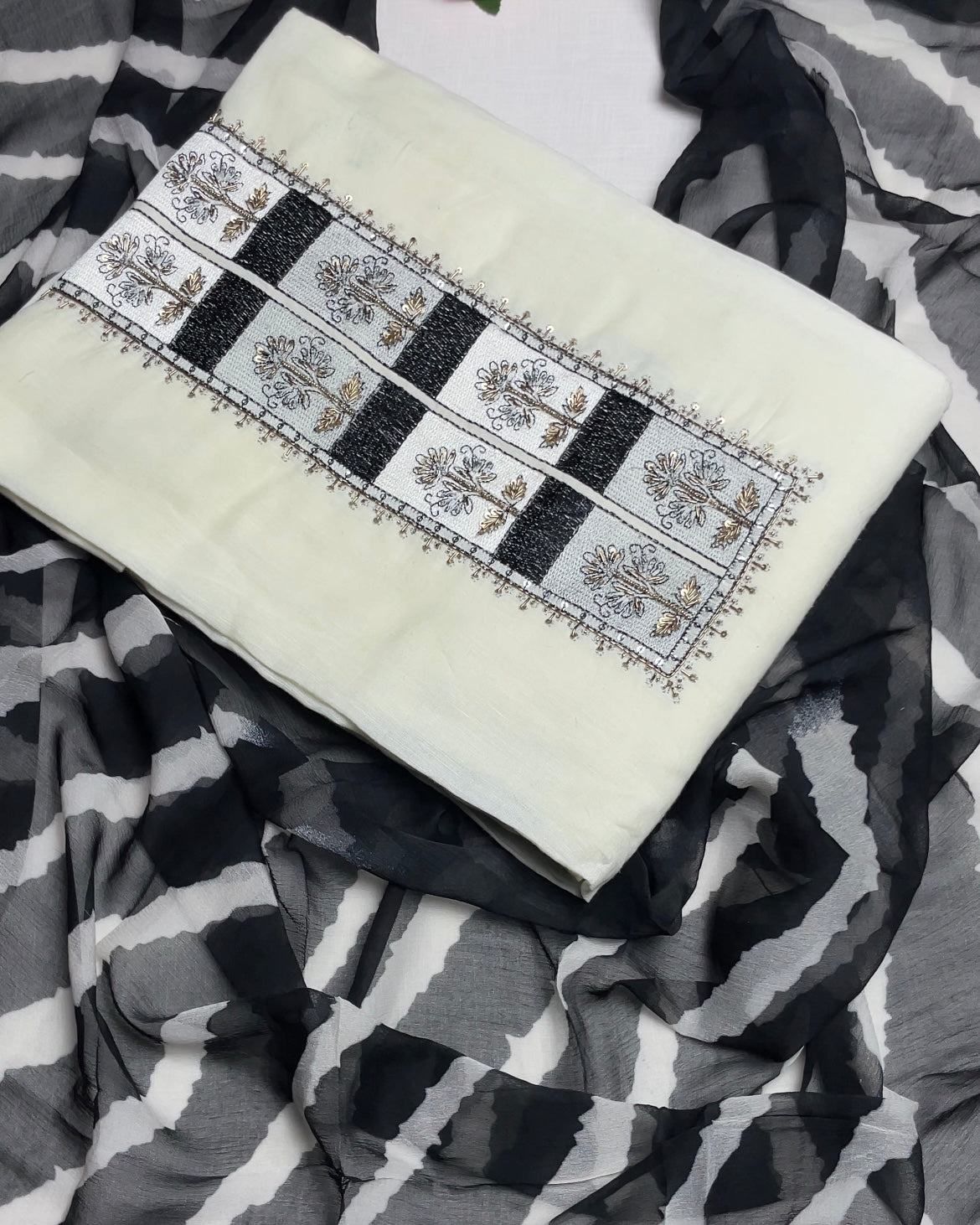 Mul Cotton Unstitched Suit with Monochrome Dupatta